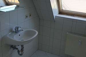 smarte gemütliche  2-Zimmer-Dachgeschoßwohnung in Dresden-Löbtau-Süd – Altfrankener Straße 8, 1159 Löbtau-Süd, Dresden – Vorschaubild 6