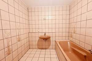WG erlaubt! Helle 3,5 Zi.-ETW mit Loggia und TG-Stellplatz in begehrter Lage – Die vollständige Adresse der Immobilie erhältst du vom Anbieter., 76185 Mühlburg, Karlsruhe – Vorschaubild 7