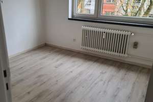 Schöne 3 Zimmer Wohnung, 02. OG. OHNE FAHRSTUHL!!! – Andersenring 24, 23560 Moisling, Lübeck – Vorschaubild 5