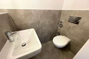 Renovierte 3-Zimmer-Wohnung: moderne Ausstattung, Balkon, neues Wannenbad, separate Küche, sep. WC – Friedensstraße 114a, 51145 Urbach, Köln – Vorschaubild 16