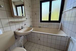 Ruhig gelegene Doppelhaushälfte mit großem Garten in Möhringen! – Die vollständige Adresse der Immobilie erhältst du vom Anbieter., 70567 Sternhäule, Stuttgart – Vorschaubild 11
