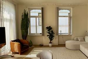 Schicke möbelierte 2-Zimmer Wohnung in Wiesbaden-Mitte – Kirchgasse 56, 65183 Mitte, Wiesbaden – Vorschaubild 1