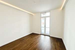 Genial! + PKW-Stellplatz inklusive + Dunkles Parkett + Fußbodenheizung + Wanne & Dusche + LED-Licht  – Petzscher Straße 12, 4129 Eutritzsch, Leipzig – Vorschaubild 12