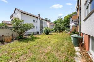 Gepflegtes Mehrfamilienhaus mit Potenzial für Eigennutzer und Kapitalanleger – Die vollständige Adresse der Immobilie erhältst du vom Anbieter., 70563 Heerstraße, Stuttgart – Vorschaubild 3