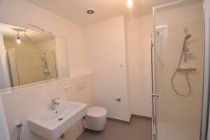 Attraktive 3-Zi.-Wohnung mit Einbauküche nahe U3, BMW & Olympiapark – Am Oberwiesenfeld 21, 80809 Am Riesenfeld, München – Vorschaubild 12