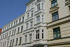 Stilvolle 3-Zimmer-Altbauwohnung 3.OG mit Balkon in Magdeburg-Stadtfeld – 39108 Stadtfeld Ost, Magdeburg – Vorschaubild 4