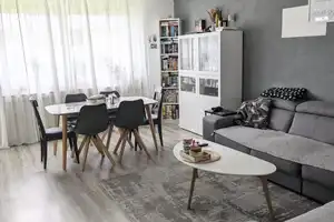 Charmante 3-Zimmer-Wohnung mit Balkon, EBK und Stellplatz  – Bielefeld – Vorschaubild 1
