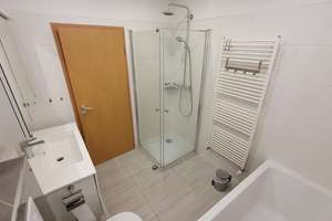 Moderne Reihenhaus zu vermieten – ideal für berufstätige Mieter mit stabilem Einkommen – Die vollständige Adresse der Immobilie erhältst du vom Anbieter., 28197 Hohentorshafen, Bremen – Vorschaubild 16