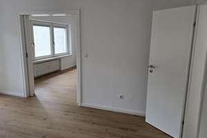 4 Zimmer Wohnung Balkon Garten  – Die vollständige Adresse der Immobilie erhältst du vom Anbieter., 53225 Beuel-Mitte, Bonn – Vorschaubild 4