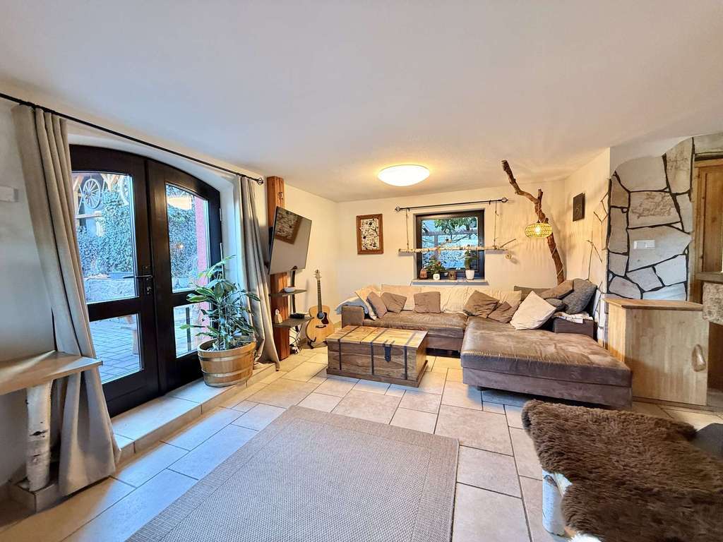 Immobilie in Mulda/Sachsen - Kernsaniertes Doppelhaushälfte mit Gartenparadies - Bild 1