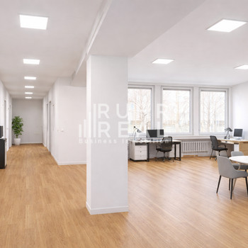 Provisionsfrei | Umbau nach Mieterwunsch | Ausreichend eigene Stellplätze