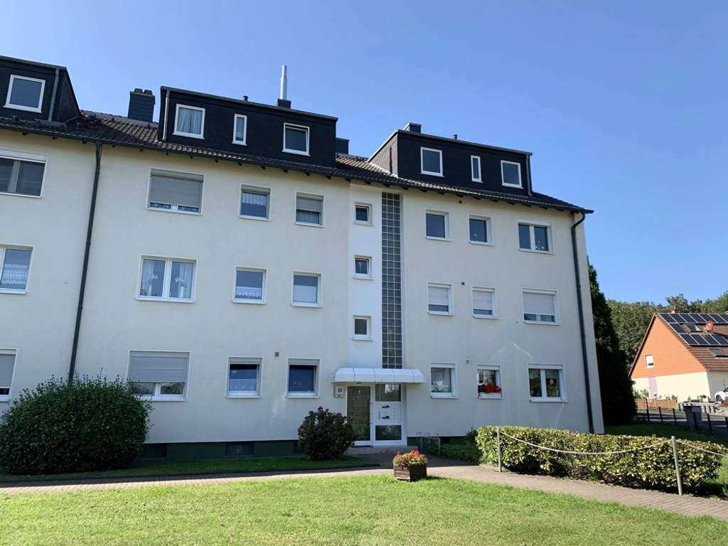 Immobilie in Bergkamen - 2 DACHGESCHOSS-WOHNUNGEN IN GEPFLEGTEM MEHRFAMILIENHAUS IN GUTE LAGE VON BERGKAMEN - Bild 1