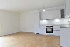 Helle 3-Zimmer-Wohnung mit Einbauküche und Balkon in Köln-Ehrenfeld – Grüner Weg 1, 50825 Ehrenfeld (Ortsteil), Köln – Vorschaubild 7