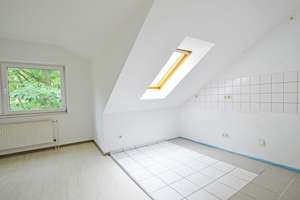 Über den Dächern von DUI-Overbruch - helle 3,5-Raum-DG-Wohnung! – Memeler Str 34, 47178 Overbruch, Duisburg – Vorschaubild 6