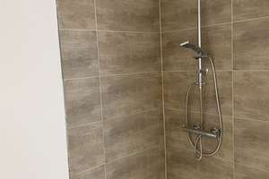 Lichtdurchflutete 3-Zimmer Wohnung 2.OG
im Dellviertel von Duisburg CITY – Salvatorweg 22, 47051 Dellviertel, Duisburg – Vorschaubild 10