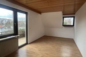 Charmante 2-Zimmer Dachgeschosswohnung in Stuttgart-Vaihingen – Die vollständige Adresse der Immobilie erhältst du vom Anbieter., 70563 Österfeld, Stuttgart – Vorschaubild 3