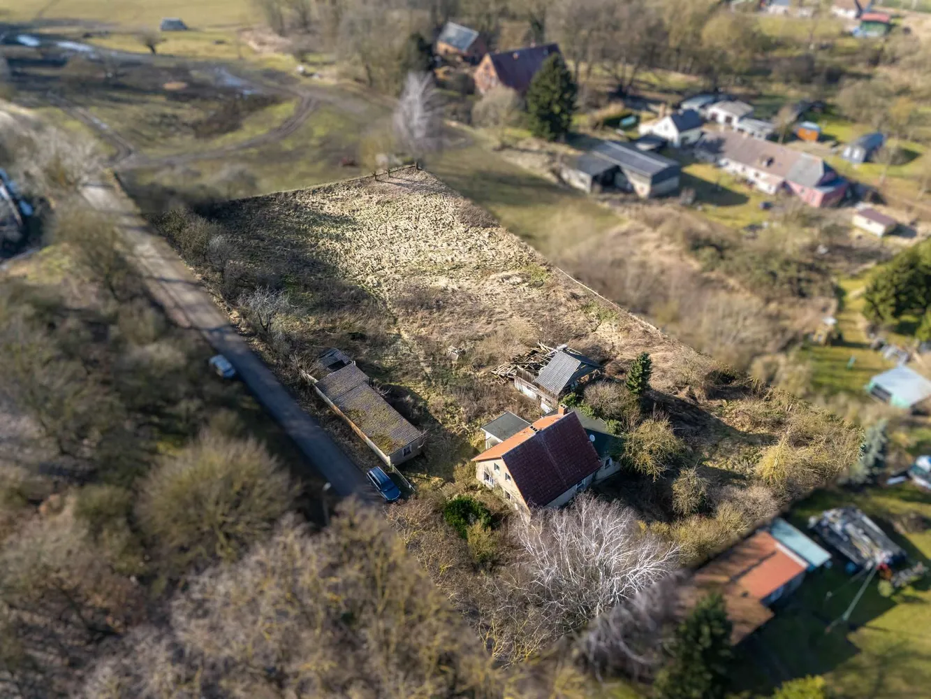 Umgeben von der Natur: Tolles Grundstück mit einem Bestandshaus, Mecklenburgische Seenplatte Kreis – Bild 4