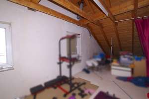 | Lebensräume! | 

Gepflegte Doppelhaushälfte mit Garten, Garage und Ausbaureserve – Die vollständige Adresse der Immobilie erhältst du vom Anbieter., 93142 Maxhütte-Haidhof – Vorschaubild 18