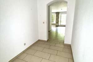 Zweifamilienhaus in ruhiger Lage von Langgöns – Die vollständige Adresse der Immobilie erhältst du vom Anbieter., 35428 Langgöns – Vorschaubild 23