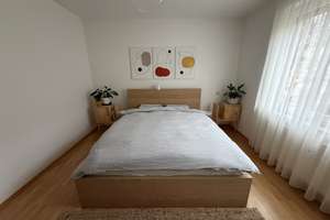 Charmante, helle 3-Zimmer-Wohnung mit Balkon und Einbauküche in München-Neuhausen – Die vollständige Adresse der Immobilie erhältst du vom Anbieter., 80634 Neuhausen, München – Vorschaubild 5