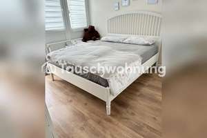 Tauschwohnung: 2 Zimmer Wohung großer Balkon Wannenbad