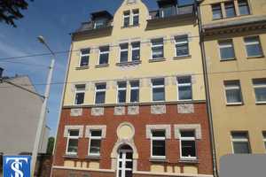schönes gepflegtes Mehrfamilienhaus mit wunderschön angelegtem Hinterhof / Garten in Plauen – Plauen – Vorschaubild 2