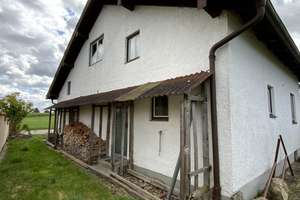 Älteres Einfamilienhaus in einer ruhigen Ortsrandlage


  – Die vollständige Adresse der Immobilie erhältst du vom Anbieter., 83549 Eiselfing – Vorschaubild 32