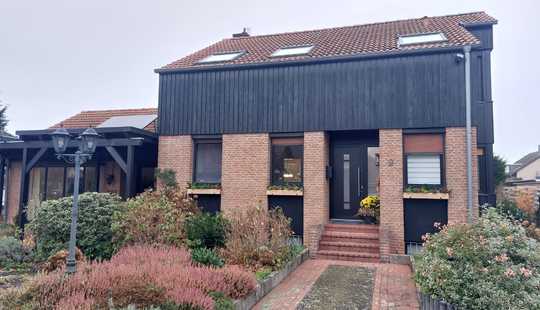 Bild von MGK bietet Schloss Ricklingen: Einfamilienhaus mit außergewöhnlichem Grundriss