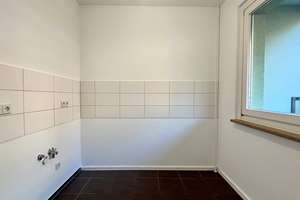 Hier fühlen Sie sich wohl: familienfreundliche 3-Zi.-Wohnung im Erdgeschoss! – Georg-Palitzsch-Str. 107, 1239 Prohlis-Süd, Dresden – Vorschaubild 5