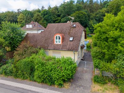 2 Häuser in bester Waldrandlage von Mühltal auf einem sehr großen Grundstück