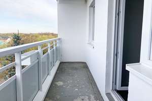 2-Raum-Wohnung mit großer Loggia im Grünen – Schönauer Ring 57, 4205 Schönau, Leipzig – Vorschaubild 2