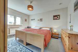 Gepflegter Bungalow mit herrlichem Grundstück und Garage in der Nähe des Ostparks – Düsseldorf – Vorschaubild 7