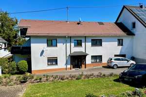 Freundliches und sehr gepflegtes Einfamilienhaus mit Scheune, hübschem Garten, in Misselberg – Rhein-Lahn-Kreis – Vorschaubild 2