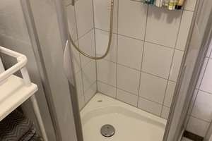 Exklusive, vollständig renovierte 1-Zimmer-Wohnung mit Einbauküche in Düsseldorf – Die vollständige Adresse der Immobilie erhältst du vom Anbieter., 40470 Mörsenbroich, Düsseldorf – Vorschaubild 16