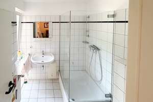 Frisch renoviert: Großzügige 2-Zimmer-Wohnung mit zwei Loggien in Uninaehe – Am Erlenkamp 46, 44801 Querenburg, Bochum – Vorschaubild 8