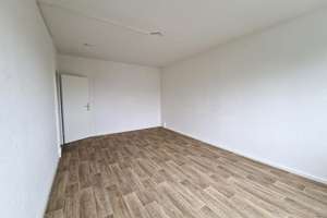 1-Zimmer-Wohnung im 4. Obergeschoss zu vermieten – Zschampertaue 16, 4207 Lausen-Grünau, Leipzig – Vorschaubild 4