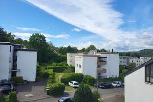 Wohlfühlen leicht gemacht - Schöne 3,5-Zimmer-Dachgeschosswohnung mit tollem Ausblick