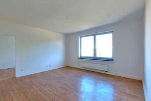 +++ 2,5-ZIMMER-WOHNUNG, SANIERT, VOLLMÖBLIERT, EBK, WLAN +++