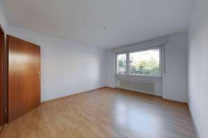Gepflegte 3-Zimmer-Eigentumswohnung mit Balkon & Tiefgaragenstellplatz in ruhiger Lage – Die vollständige Adresse der Immobilie erhältst du vom Anbieter., 40627 Unterbach, Düsseldorf – Vorschaubild 4