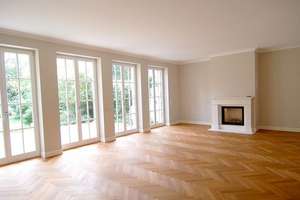 Exklusives Landhaus mit schönem Garten in Düsseldorf-Wittlaer – Die vollständige Adresse der Immobilie erhältst du vom Anbieter., 40489 Wittlaer, Düsseldorf – Vorschaubild 2