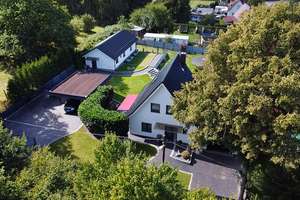 Saniertes Einfamilienhaus mit hochwertigem Nebengebäude – Die vollständige Adresse der Immobilie erhältst du vom Anbieter., 23569 Kücknitz, Lübeck – Vorschaubild 2