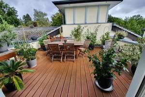 Attraktives Penthouse im Grünen