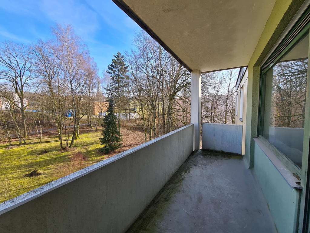 Immobilie in Donauwörth - Wohnraum mit großem Entwicklungspotenzial + Garagenstellplatz - Bild 4