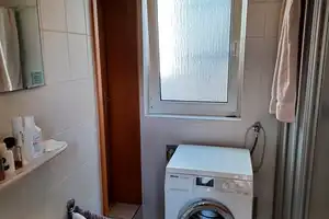 Wohnen direkt am Wasser: Charmanter Altbau direkt an der Weser – Krämerstraße 15, 34399 Kassel (Kreis) – Vorschaubild 8