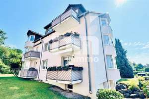Exklusive Dachgeschosswohnung mit Balkon & Garage in gefragter Lage der Eichwaldsiedlung