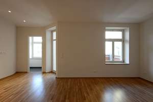 // Nähe Lene-Voigt-Park - 2 Bäder - großer Balkon - Aufzug // – Schirmerstraße 22, 4318 Anger-Crottendorf, Leipzig – Vorschaubild 8