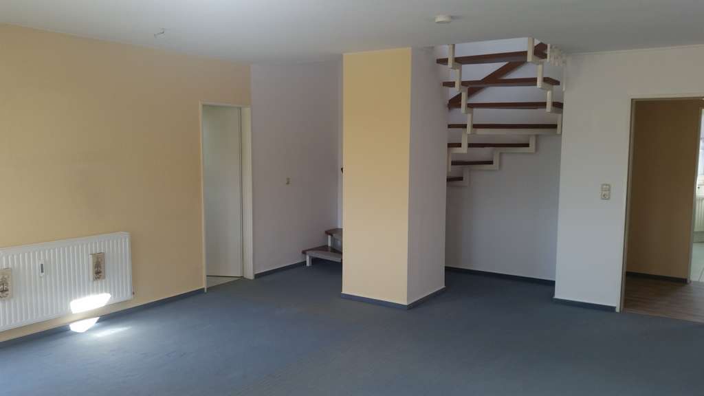 Immobilie in Müncheberg - Maisonettewohnung mit Loggia – Solide Kapitalanlage in Müncheberg - Bild 1