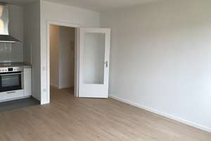 Gemütliche helle moderne  Wohnung mit Balkon, EBK  & PKW-Stellplatz in ruhiger Lage v. Lörick – 40547 Lörick, Düsseldorf – Vorschaubild 12