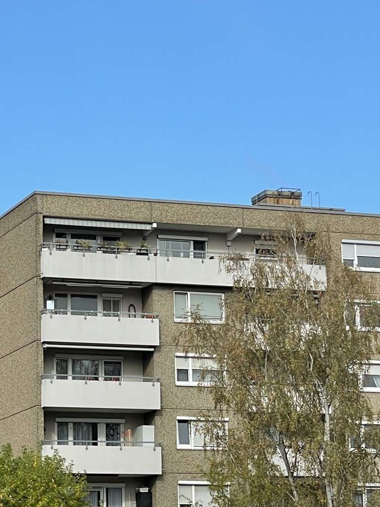 Immobilie in Wendlingen am Neckar - Großzügige und helle 4,5-Zimmer Wohnung mit EBK in Wendlingen am Neckar - Bild 0