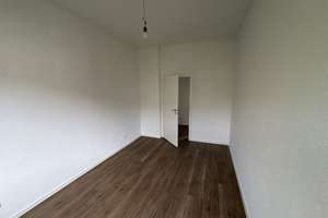 Helle 3 Zimmerwohnung mit Balkon in Köln-Mülheim - bitte keine Anrufe – Rixdorfer Str. 5, 51063 Mülheim (Ortsteil), Köln – Vorschaubild 3